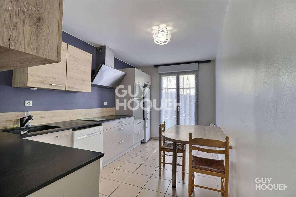 Appartement à CRAPONNE