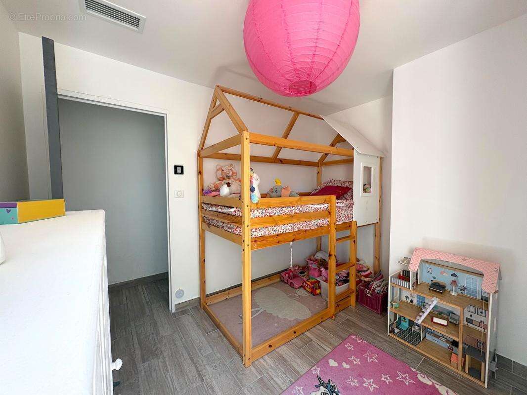 Maison à vendre 6 pièces 235m2 avec dépendance Proche MONT-DE-MARSAN (40) - photo 18