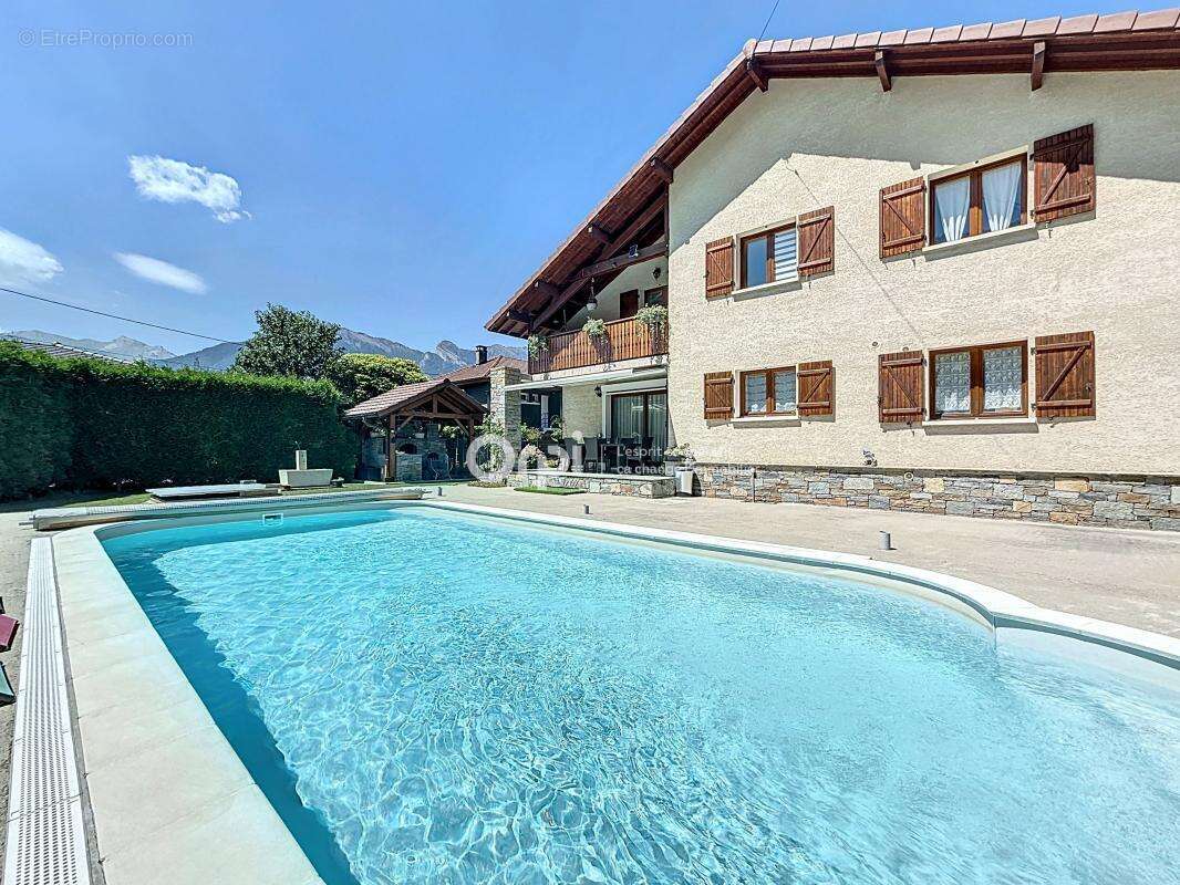 Maison à ALBERTVILLE