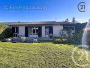 Maison à LA CHAPELLE-SAINT-LUC