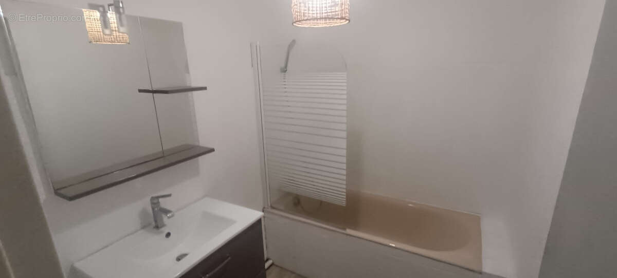 Appartement à LA VALETTE-DU-VAR