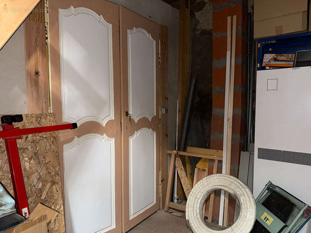 Appartement à MOULINS-ENGILBERT