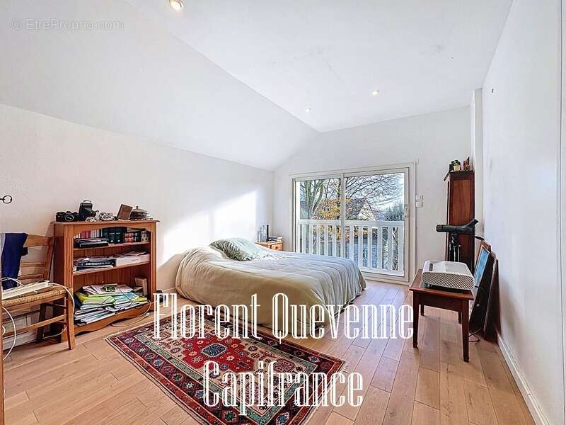 Maison à MERY-CORBON