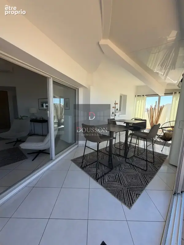 Exclusivité   Appartement P4 avec vue mer avec terrasse 105 m2 PARKING ET DOUBLE GARAGE - photo 9