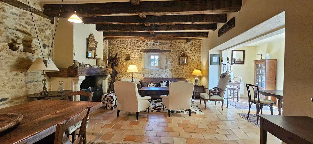 Maison 105 m² à Campsegret  - photo 9