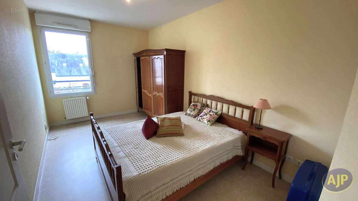 Appartement à MONTREUIL-JUIGNE