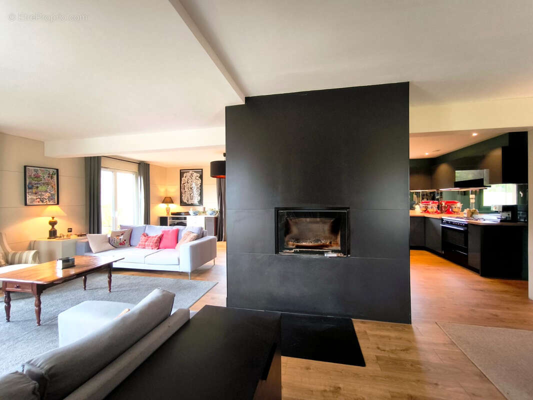 Maison à COULANS-SUR-GEE