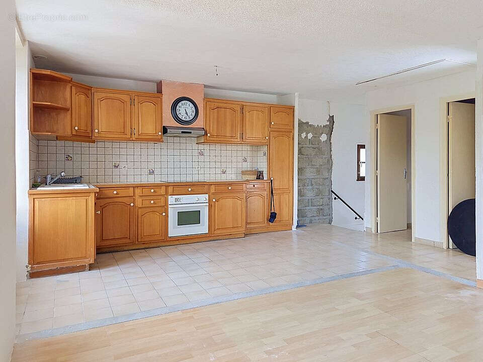 Maison Fontenay Le Vicomte 5 pièce(s) 87 m2 - photo 3