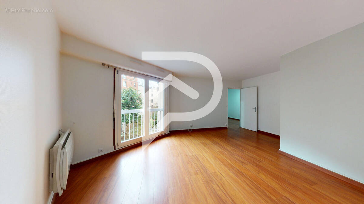 Appartement à PARIS-20E