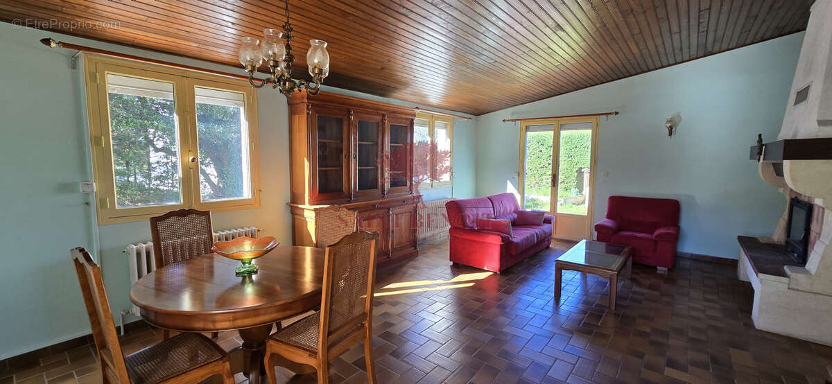 Maison à LA BOISSIERE