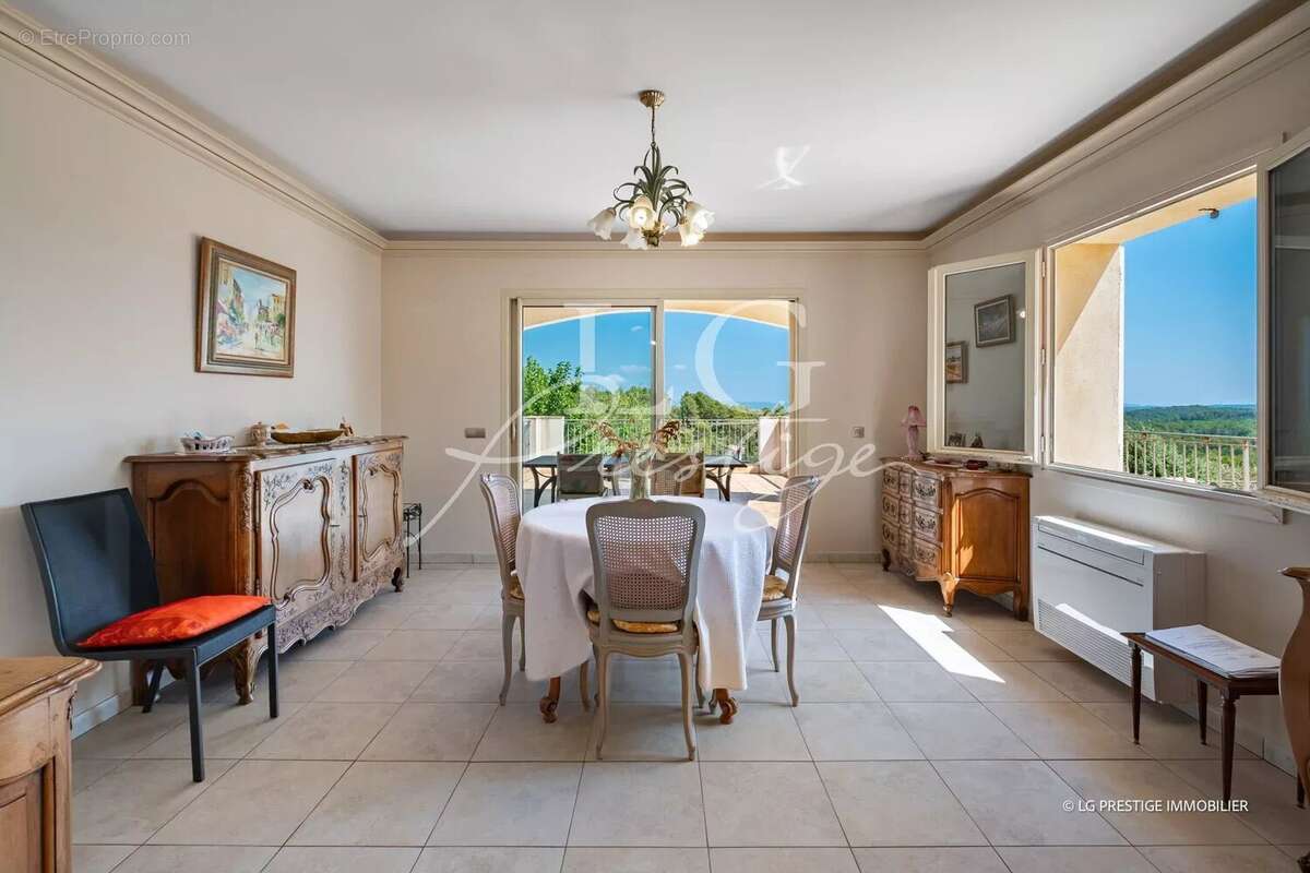Maison à SEILLANS