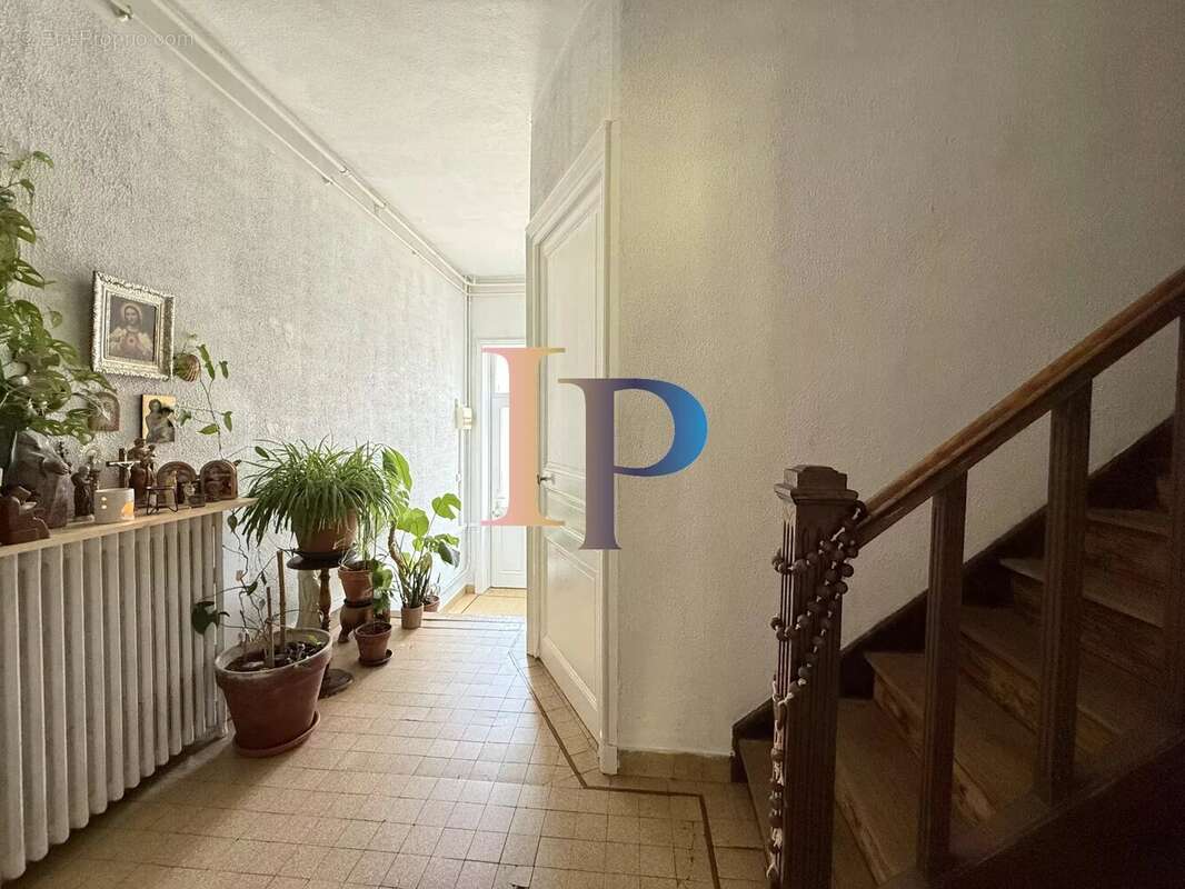 Maison au centre de charlieu - photo 10