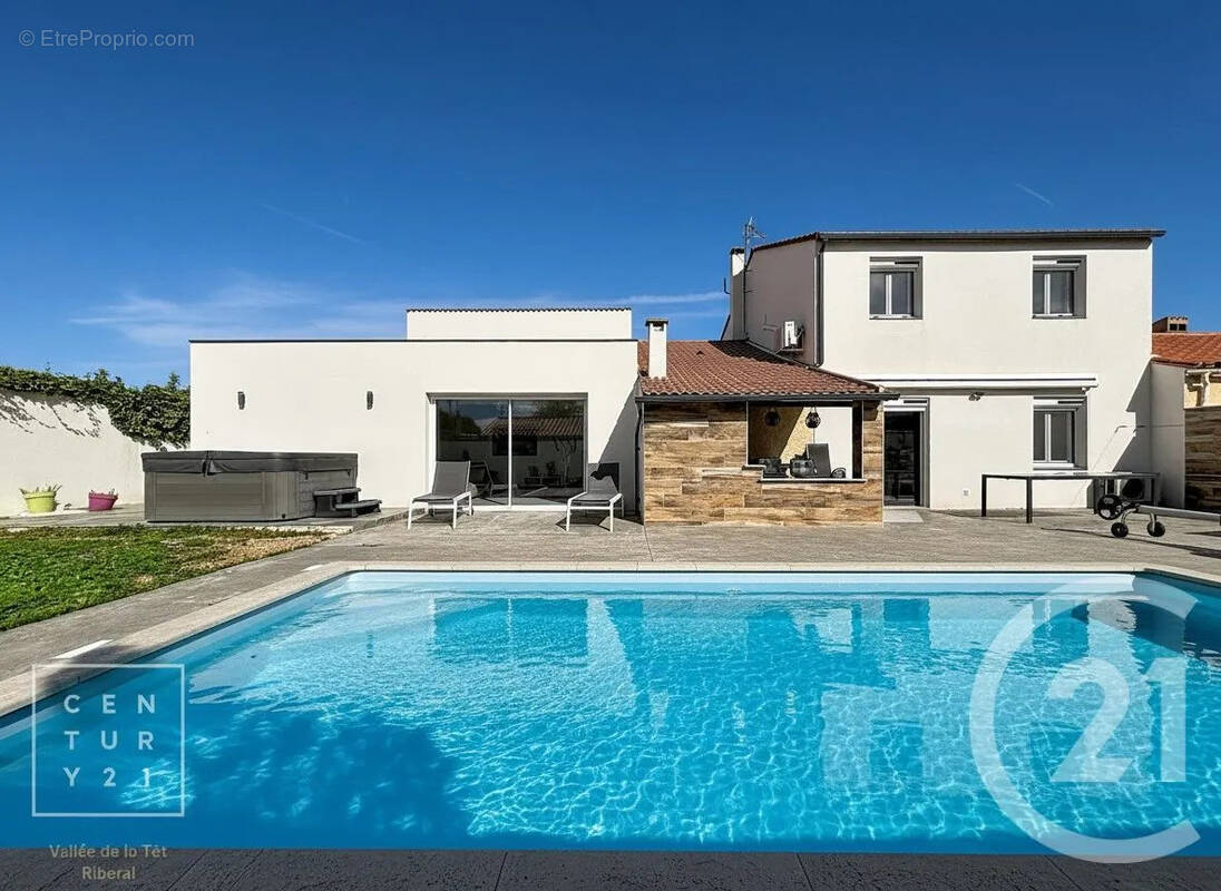Maison à LE SOLER