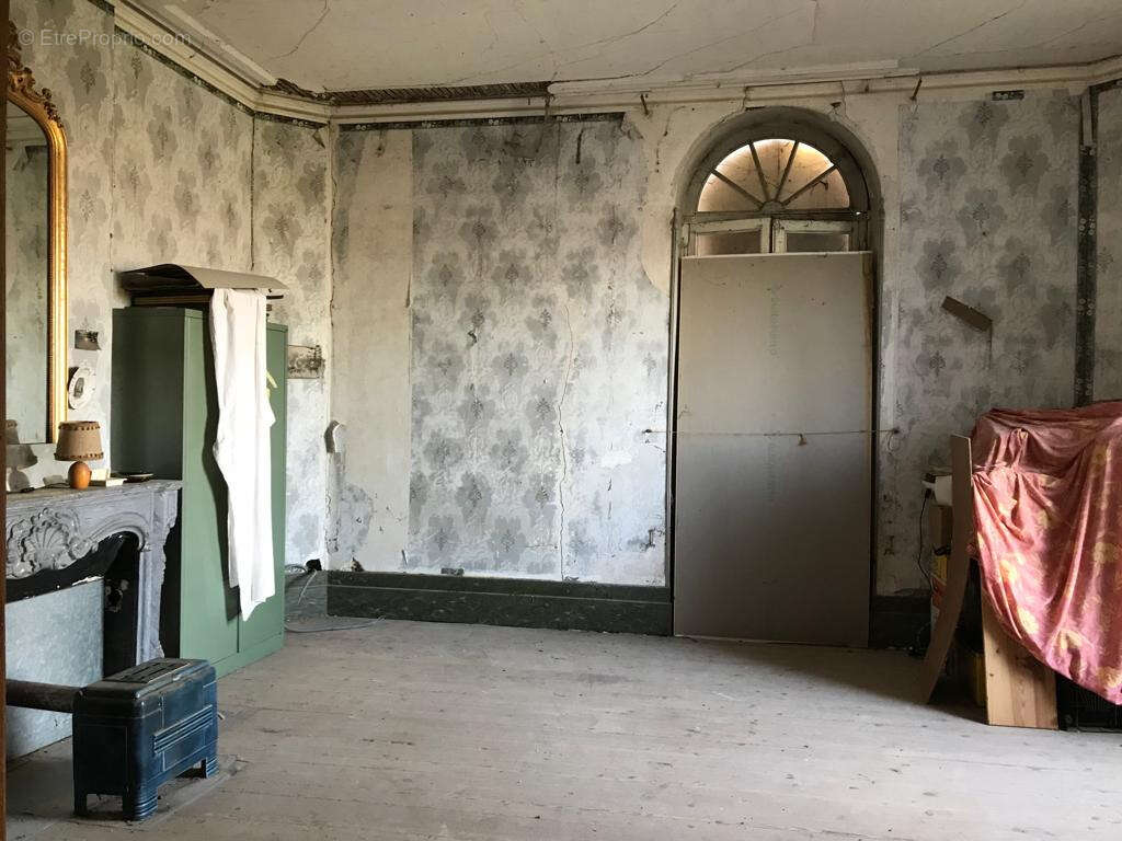 Maison à AIGUILLON