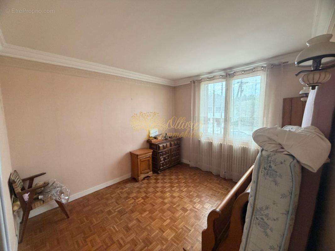 Maison à PONTAULT-COMBAULT