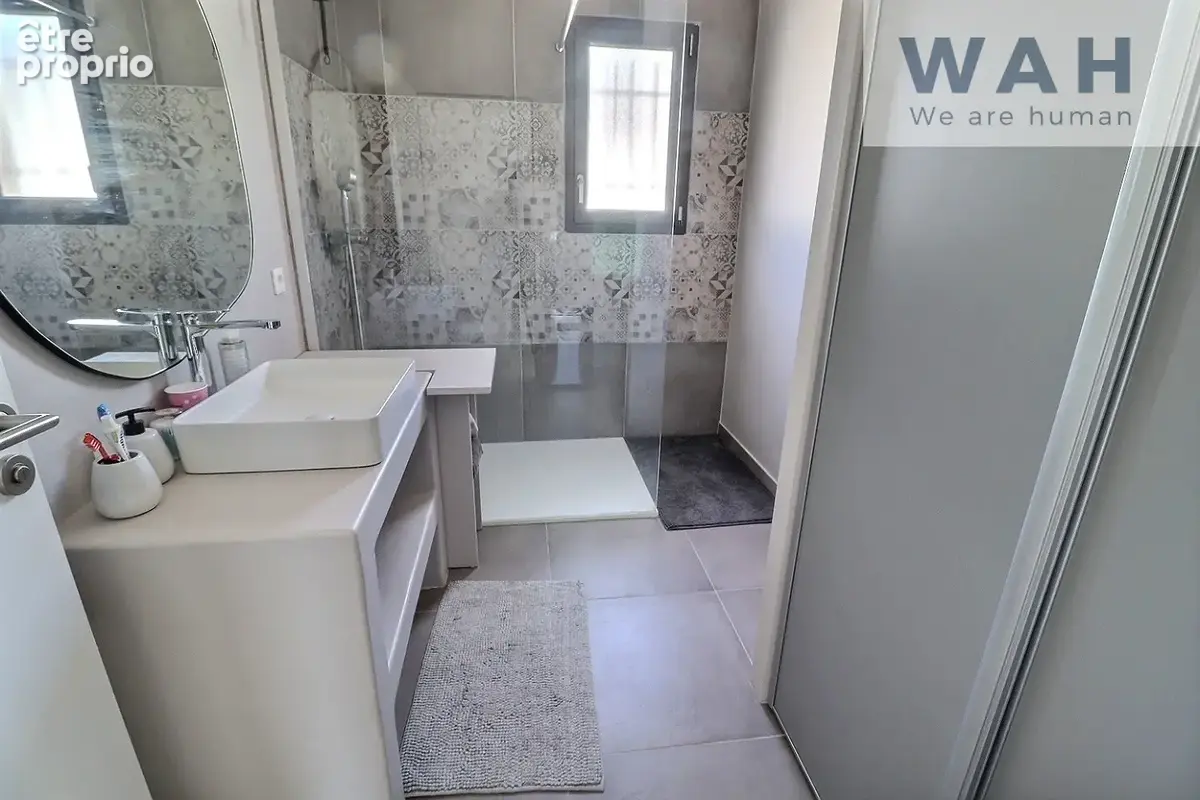 Vente villa plain-pied  5 pieces 34800 canet - photo 13