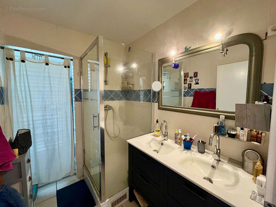 Appartement à SAINTE-LUCE