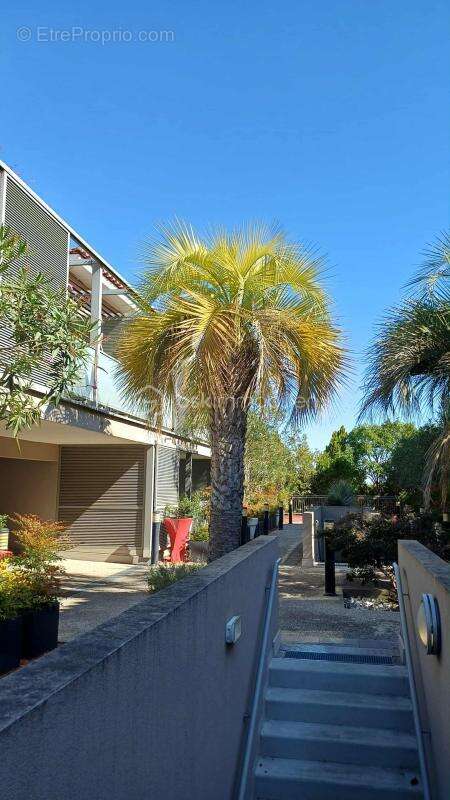 Appartement à MAUGUIO