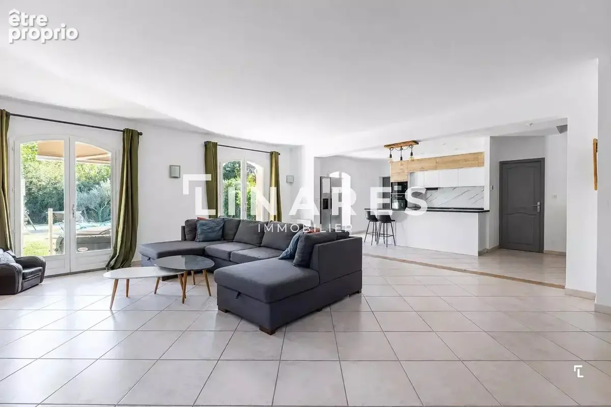 FAMILY DAYS - Villa de 149 m2 - Garage - Piscine - Jardin - Allauch 13190 - photo 3