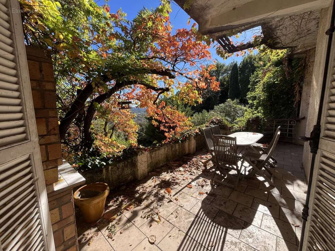 Maison à MONTAUROUX