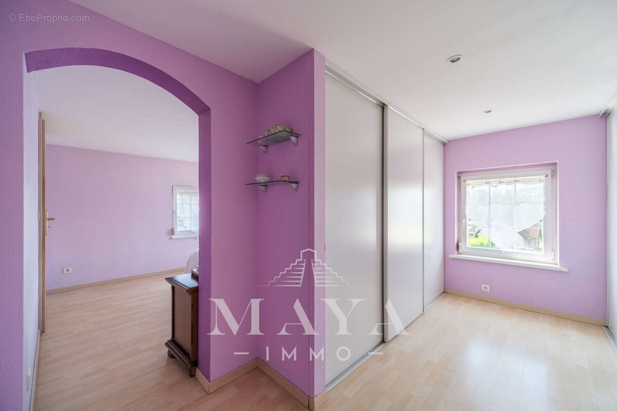 HENFLINGEN (ILLTAL), Maison de 138m2 avec une terrasse et un espace vert. - photo 7