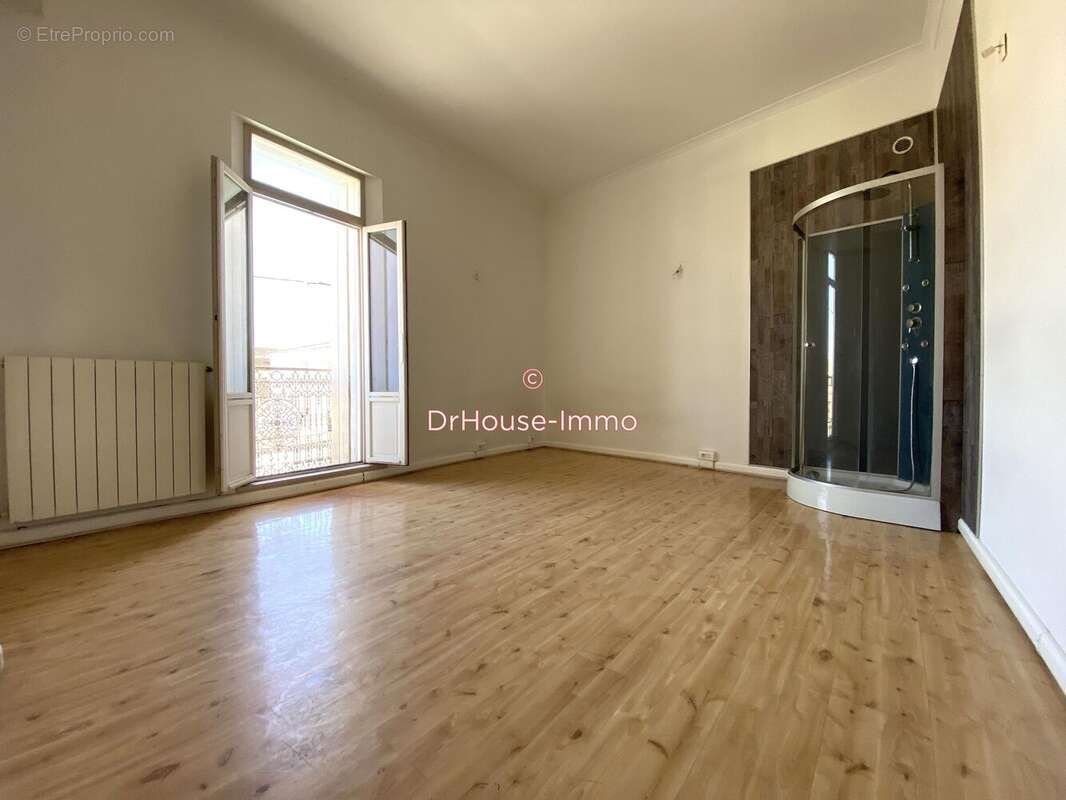 Maison 219 m² à Saint-Laurent-D'aigouze  - photo 39