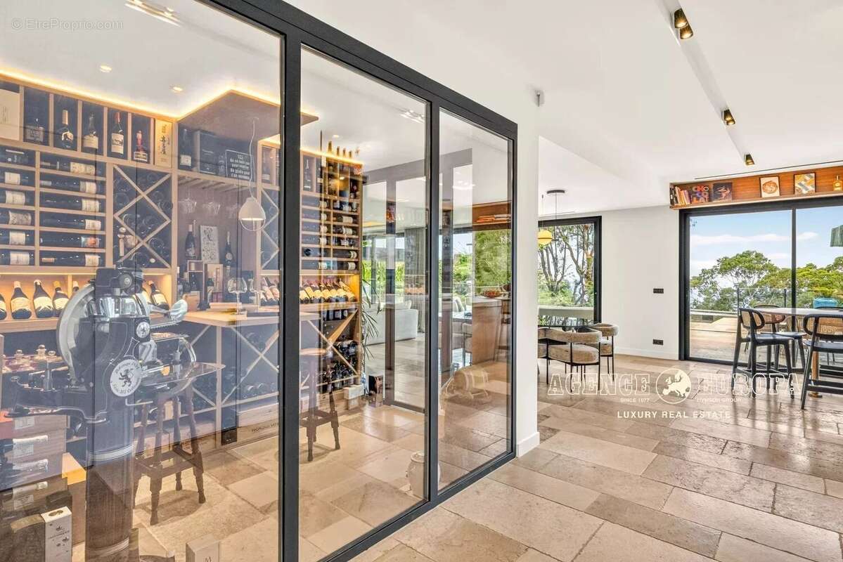 Super cannes - villa contemporaine - vue mer - photo 10