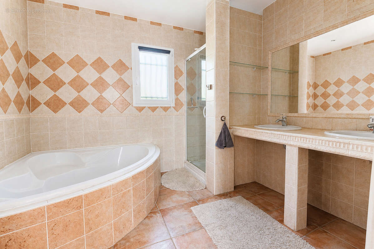 Maison 186m² à saint-sulpice-la-pointe - photo 11