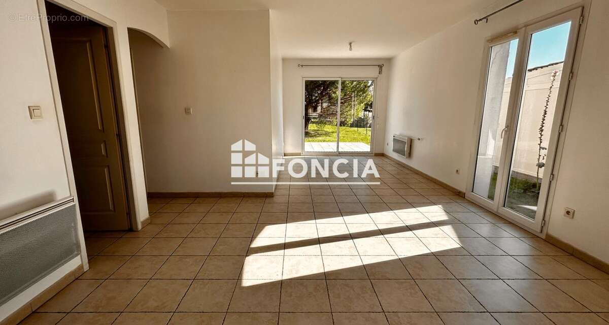 Maison à MESCHERS-SUR-GIRONDE