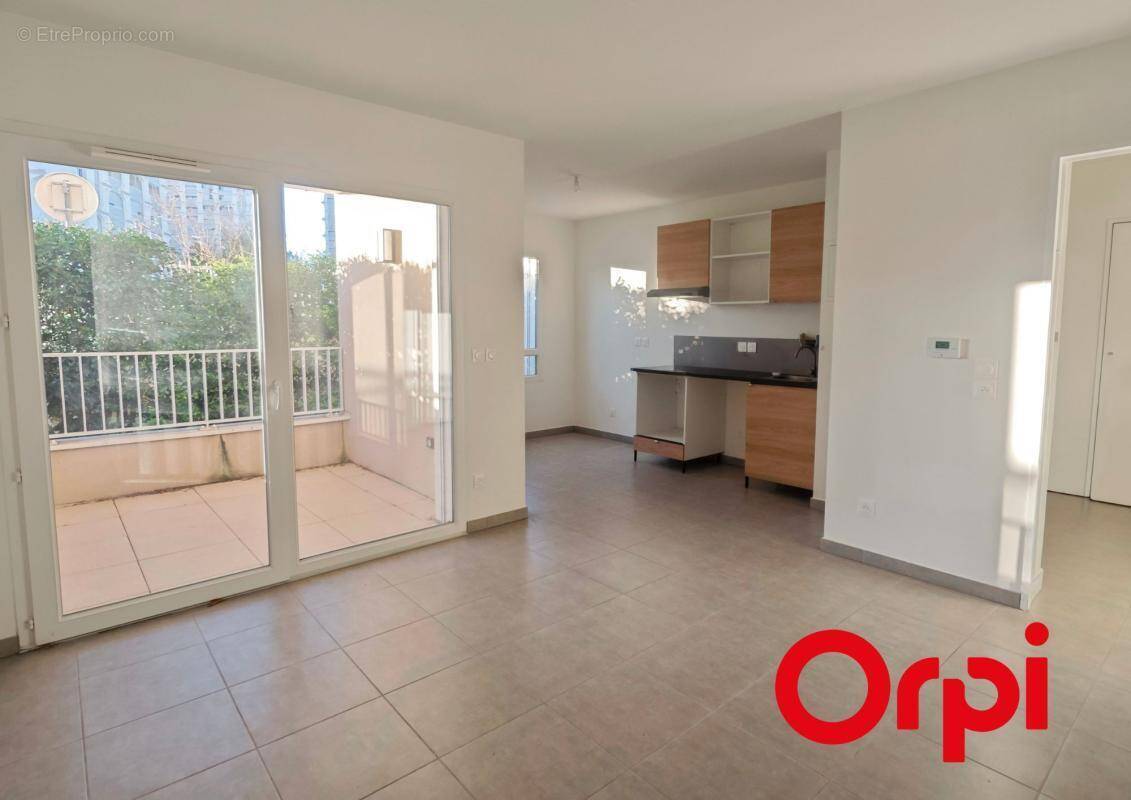 Appartement à LYON-8E