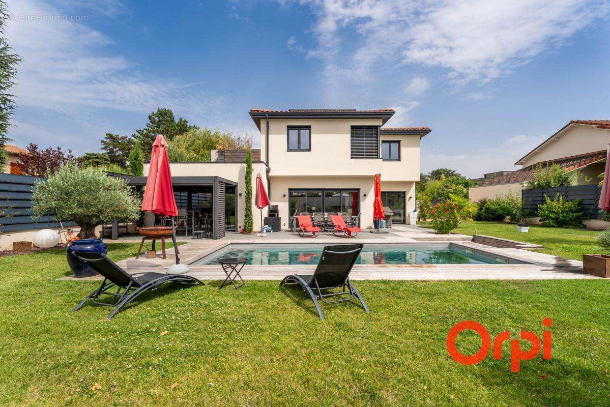 Maison À Vendre 244 m2 Francheville le haut - photo 16