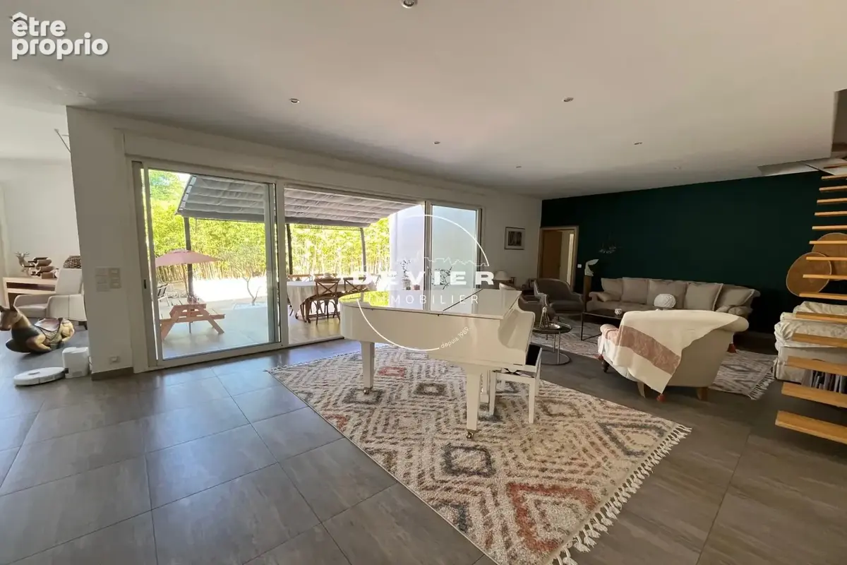 Maison 5 pièces 200 m² à vendre à Sommieres (30250) - photo 6