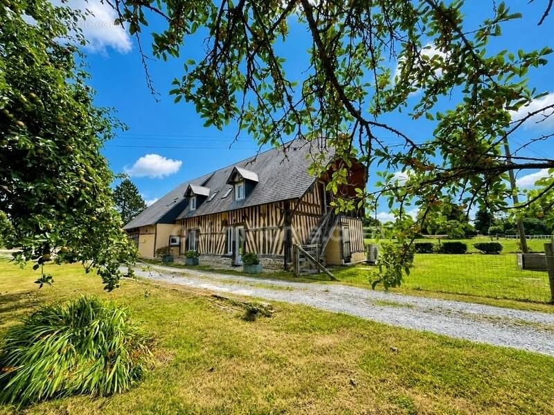 Maison à DOZULE