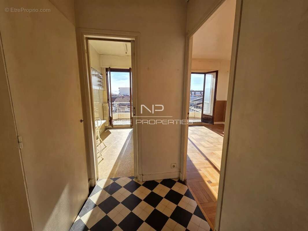 Appartement à NICE
