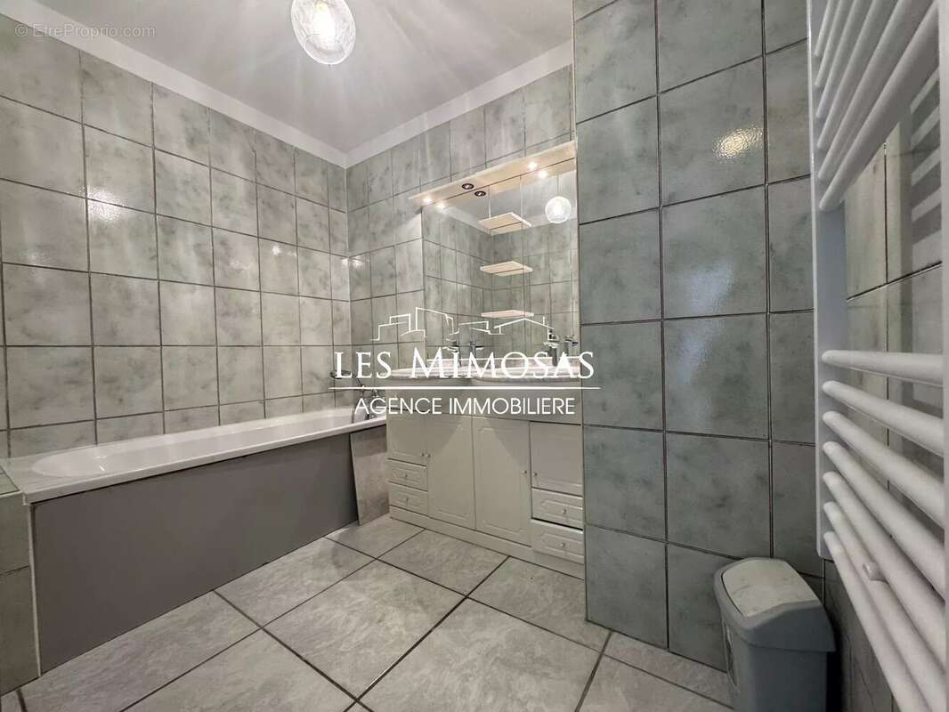 Appartement à SAINT-RAPHAEL