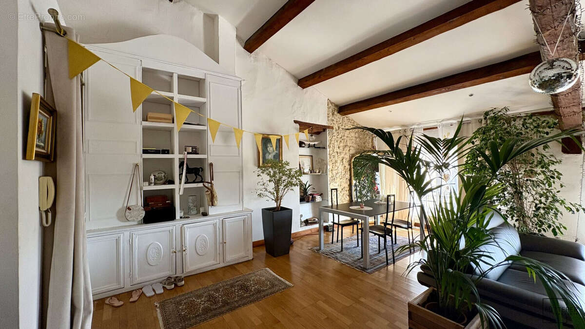 Appartement 136 m² à Narbonne  - photo 3