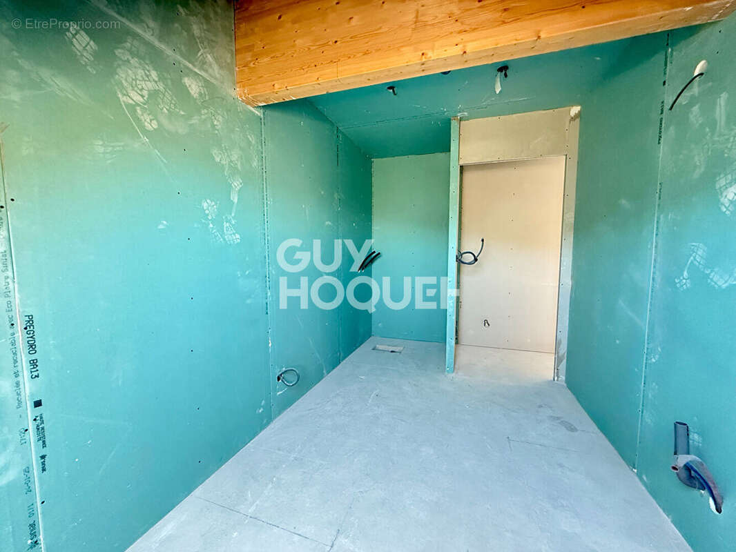 Appartement à SAINT-OFFENGE-DESSOUS