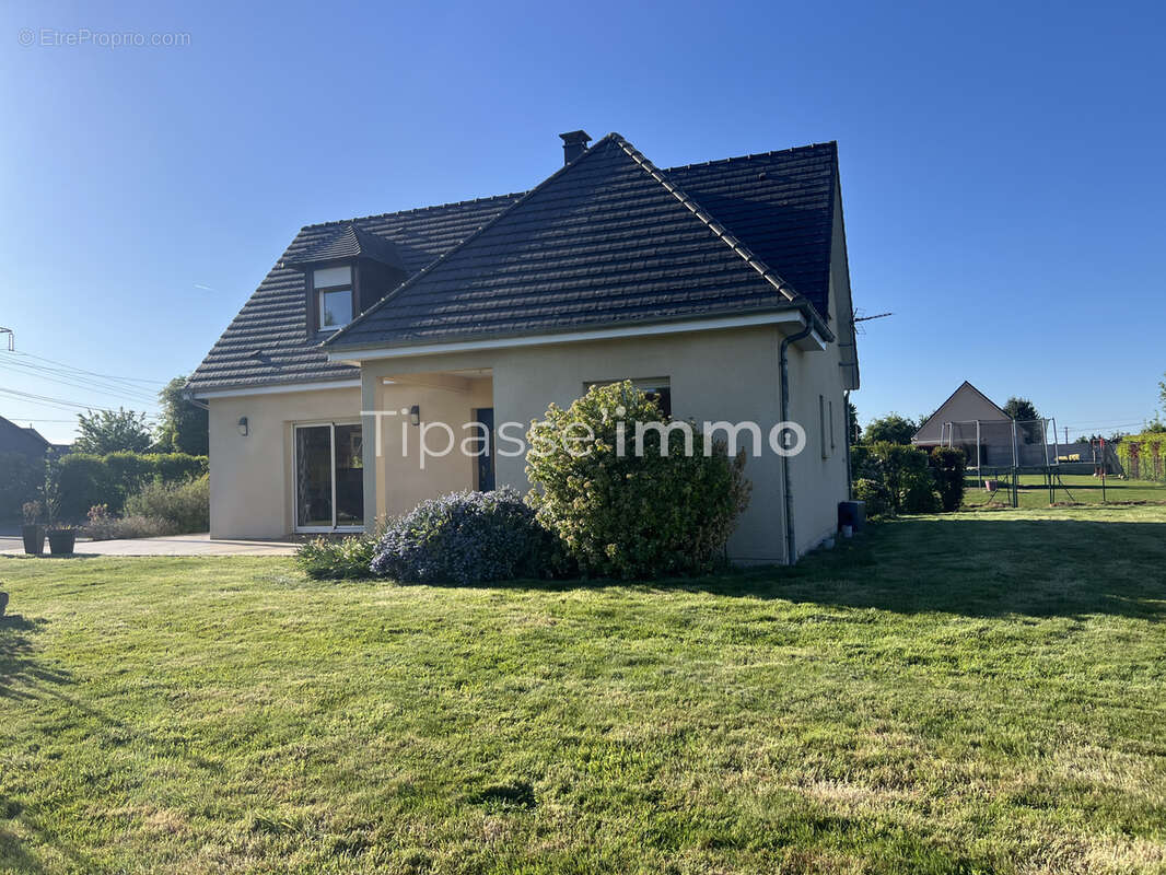 Maison à BOURG-ACHARD