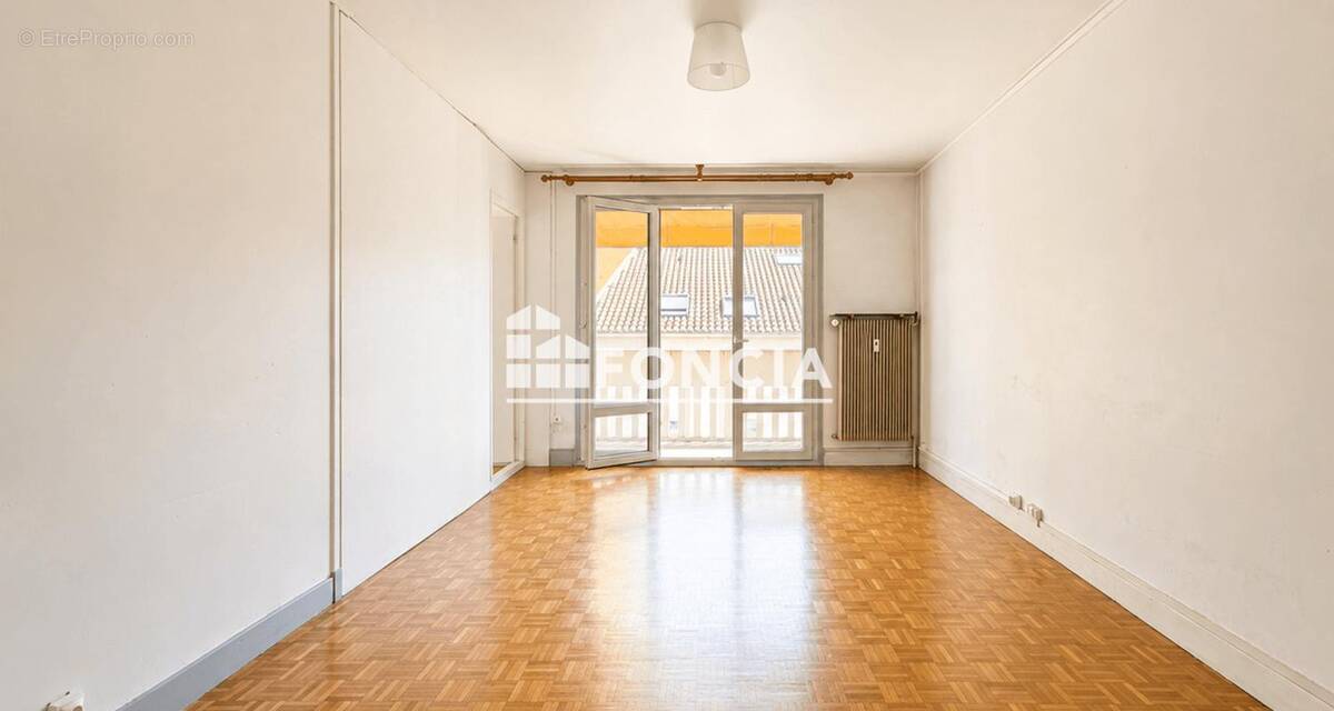 Appartement à LYON-3E