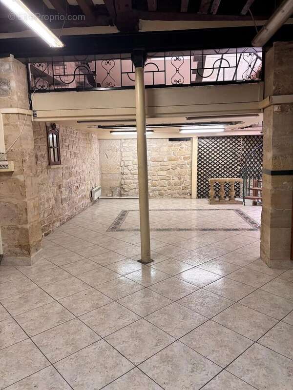 Appartement à PARIS-10E