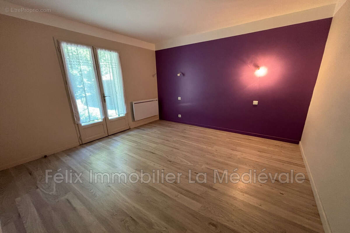 Maison 131 m² à Sarlat-La-Caneda  - photo 7