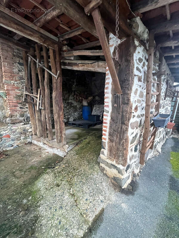 Maison à SAINT-CLEMENT-SUR-VALSONNE