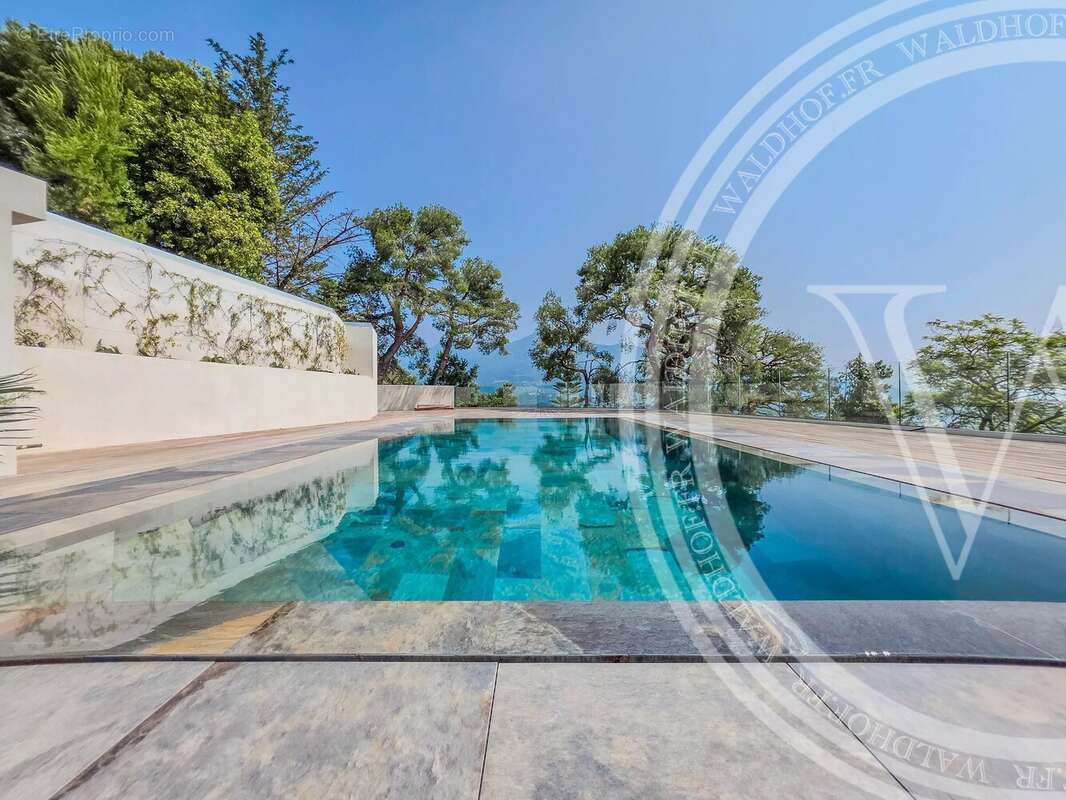 Maison à ROQUEBRUNE-CAP-MARTIN