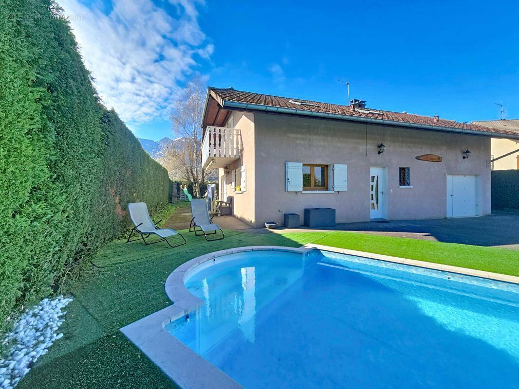 Maison à SAINT-PIERRE-EN-FAUCIGNY