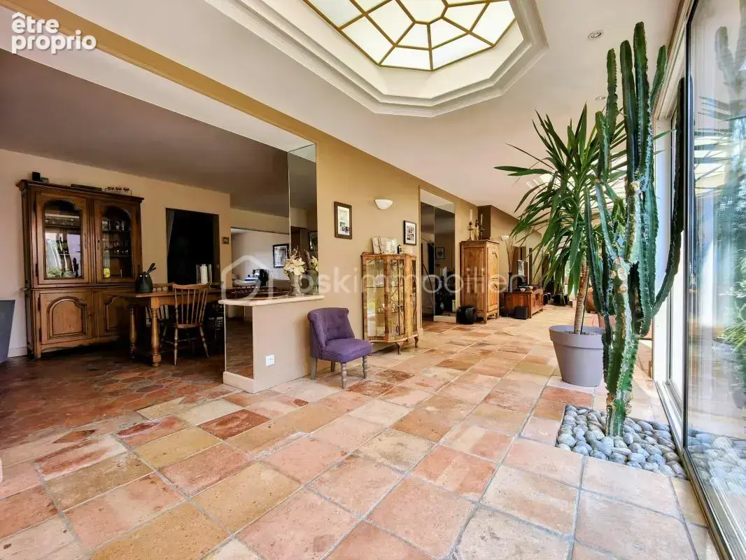 Au calme, grande maison familiale 6 ch av jardin clos arboré, terrasse et piscine couverte - photo 10