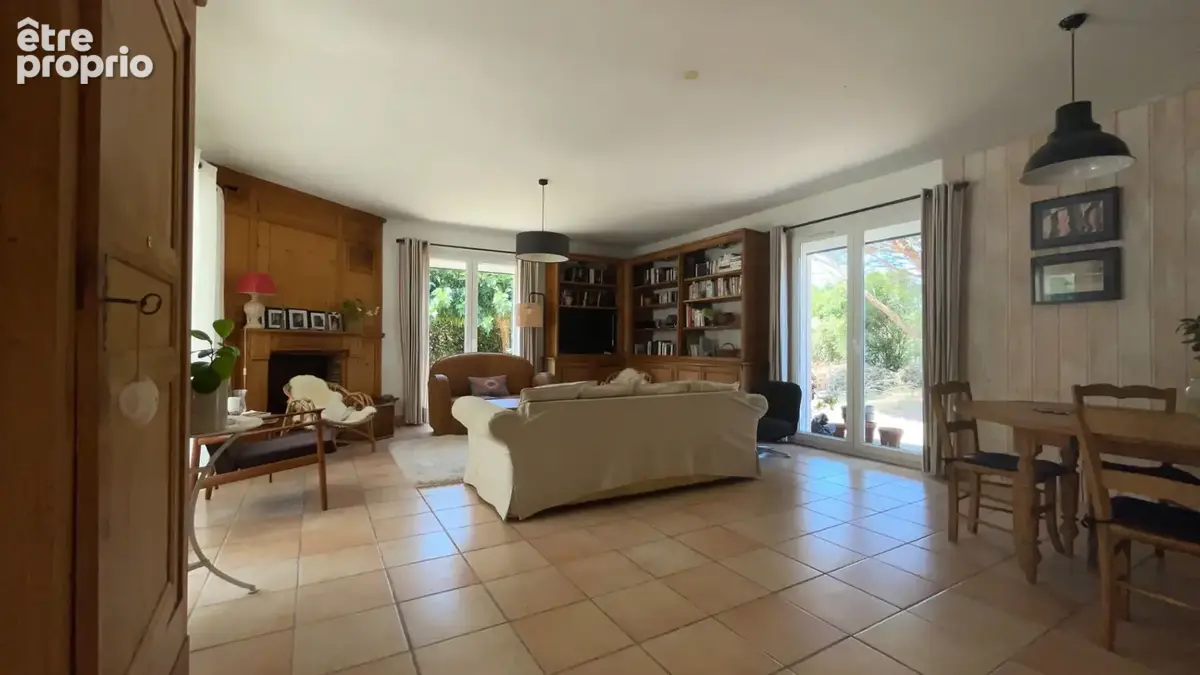 Maison 5 chambres avec studio indépendant, piscine, carport... - photo 4