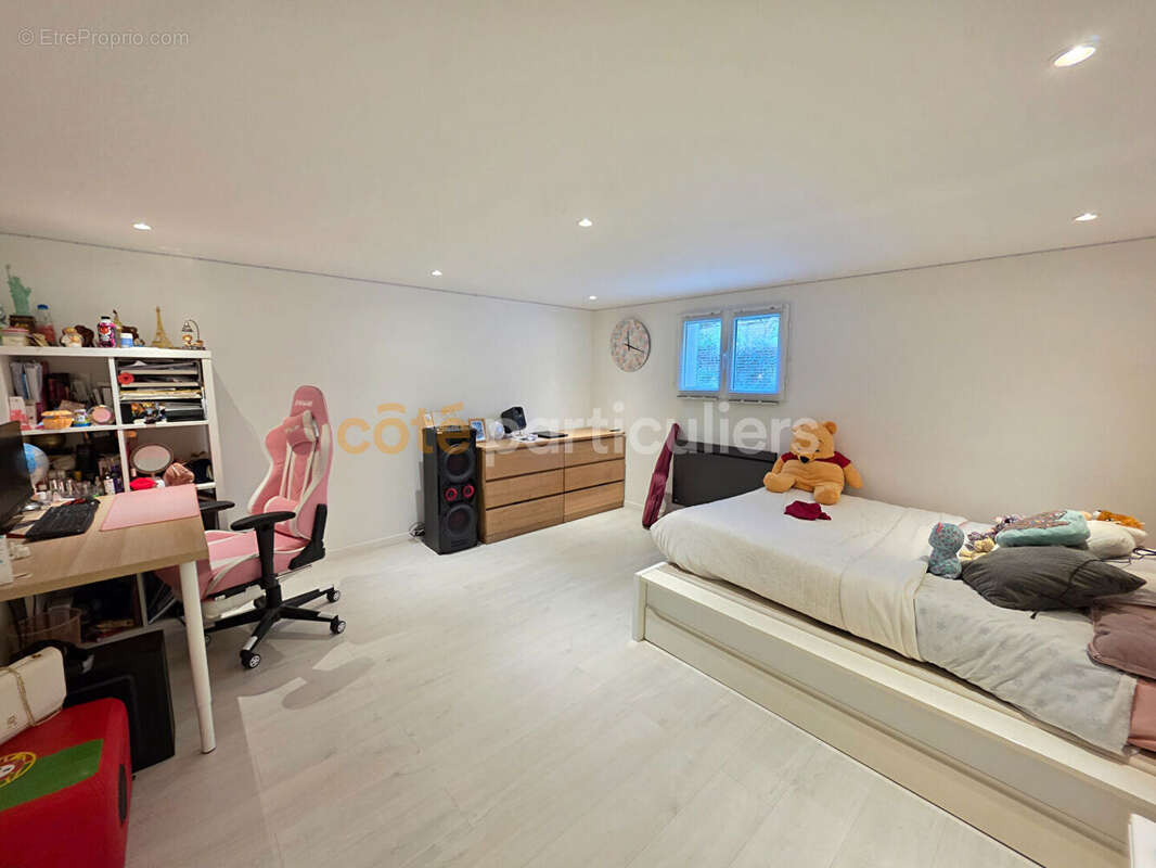 Maison à EGRISELLES-LE-BOCAGE