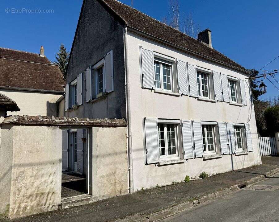 Maison à DONNEMARIE-DONTILLY