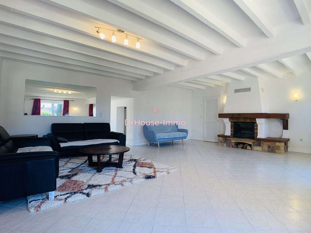 Maison à VILLEMANDEUR