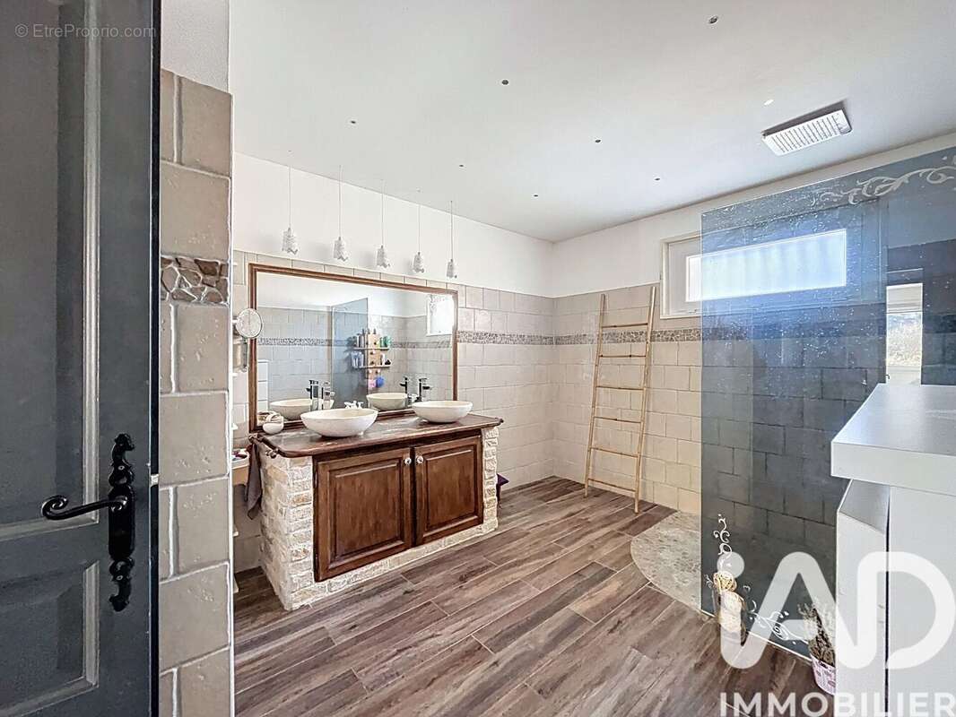 Photo 9 - Maison à SAINT-QUENTIN-FALLAVIER